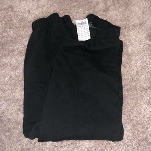 Brandy Melville Rosa Sweatpants